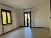 PHOTO 2026 04 13 17 35 44 (1) 1776269722 gallery 180x135